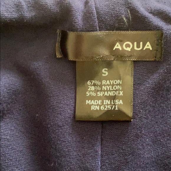 Aqua women’s blue scalloped shorts size small - Picture 2 of 4